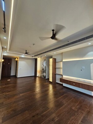 Room in 3 BHK Apartment at Krisumi Waterfall Residences, Sector 36a – for Rent