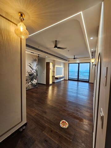 Room in 3 BHK Apartment at Krisumi Waterfall Residences, Sector 36a – for Rent