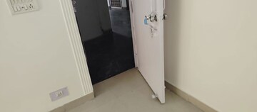 Bathroom in 1 BHK Apartment at Vasant Kunj – for Rent