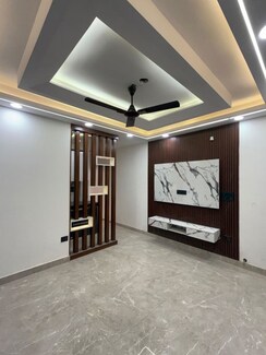 3 BHK + Extra Room Builder Floor For Sale in Govindpuri