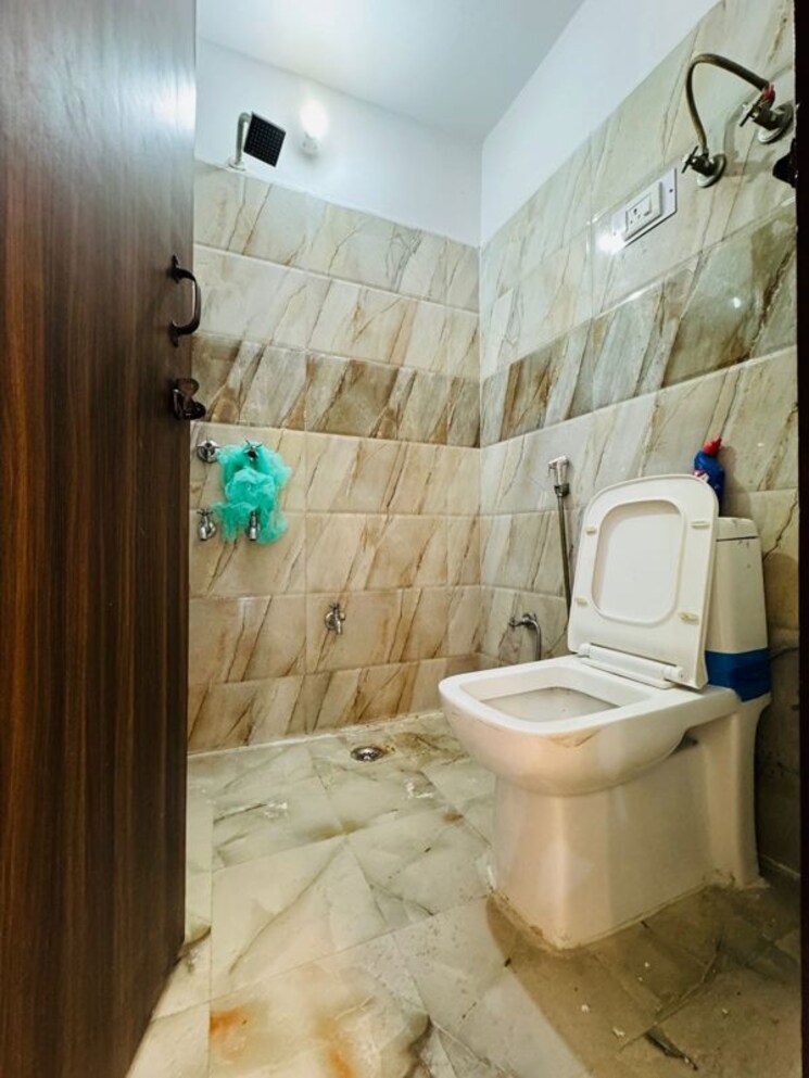Bathroom, saket 2 Bedroom 800 Sq.Ft. Builder Floor In Saket Delhi 9811300