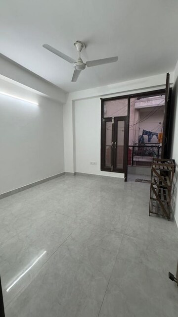 1 BHK Builder Floor For Rent in Chattarpur