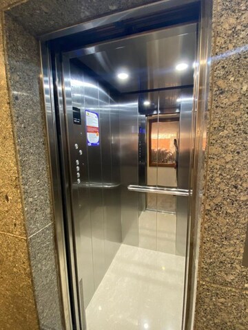 Building Lobby in 4 BHK Builder Floor at Safdarjung Enclave – for Rent