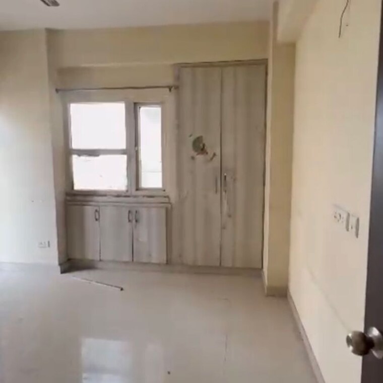 Bathroom, oxirich-avenue 3 Bedroom 1074 Sq.Ft. Apartment In Ahinsa Khand 2 Ghaziabad 9811323