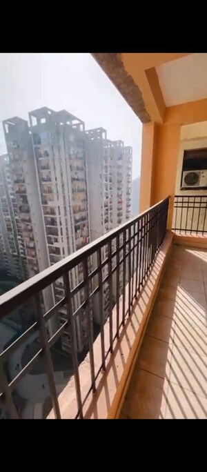 2 BHK Apartment For Sale in Ajnara Le Garden, Sector 16b Greater Noida