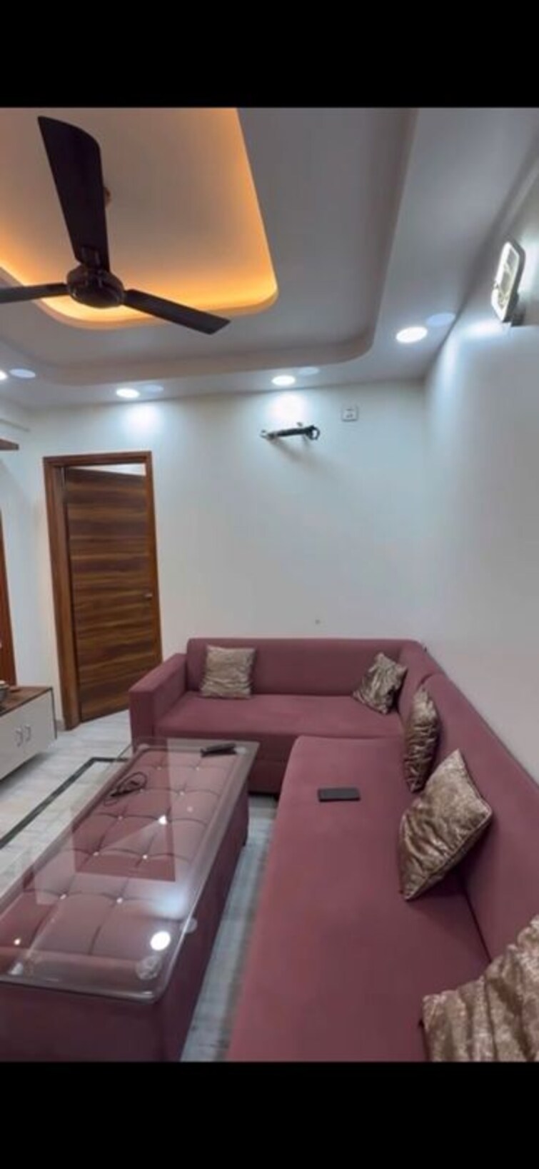 Team Area, rohini sector 9 3 Bedroom 1200 Sq.Ft. Apartment In Rohini Sector 9 Delhi 9811332