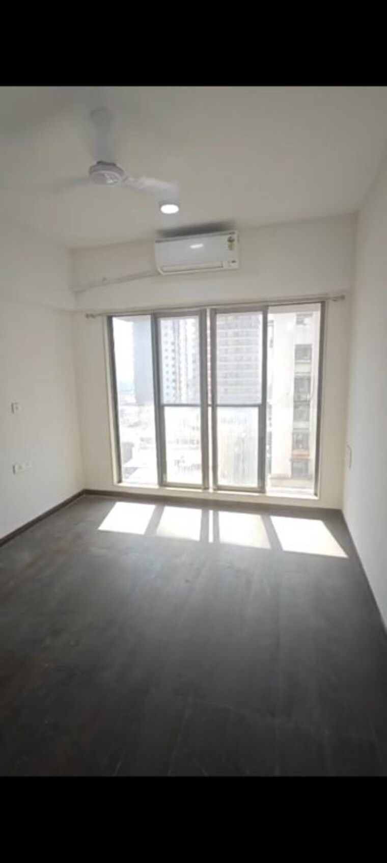 Room, chandak-cornerstone 2 Bedroom 680 Sq.Ft. Apartment In Worli Mumbai 9811347