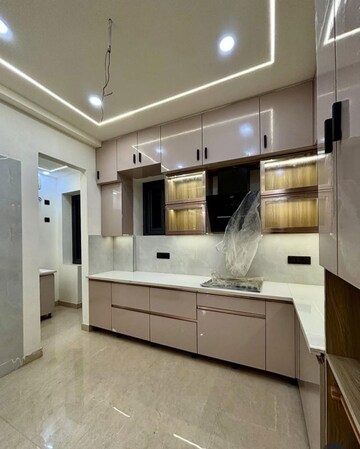 Kitchen in 3 BHK Builder Floor at BP Homes, Sector 85 – for Sale