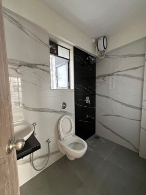 Bathroom in 1.5 BHK Apartment at Chandiwala Pearl Heaven, Andheri East – for Rent