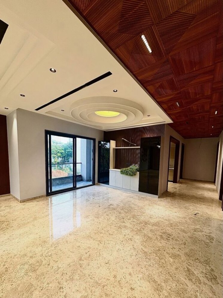 Room, sector 85 4 Bedroom 400 Sq.Yd. Builder Floor In Sector 85 Faridabad 9811361