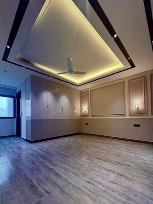 Furnished Amenities in 4 BHK Builder Floor at Sector 85 – for Sale