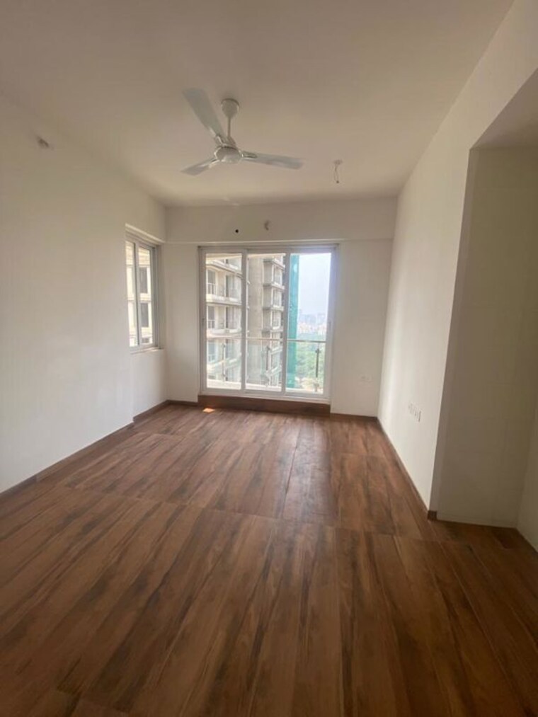 Room, rosa-manhattan 3 Bedroom 990 Sq.Ft. Apartment In Ghodbunder Road Thane 9809066