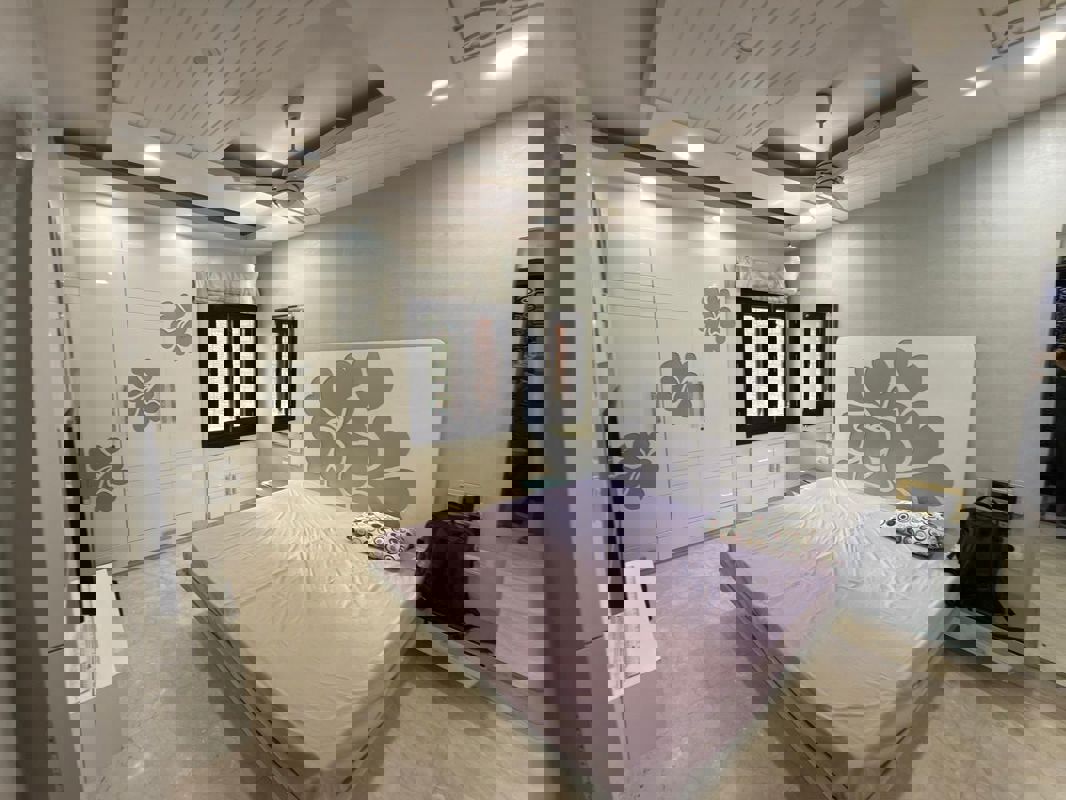 3 BHK + Extra Room Apartment For Sale in Rohini Sector 13