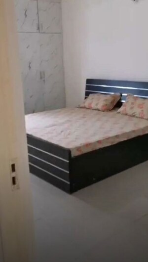 Bedroom in 2 BHK Apartment at Butler Colony – for Rent