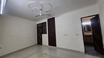 Room in 1 RK Builder Floor at Saket – for Rent