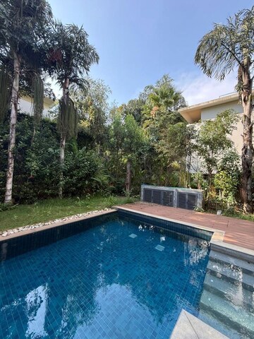 Swimming Pool in 6 BHK Villa at Embassy Boulevard, Yelahanka – for Sale