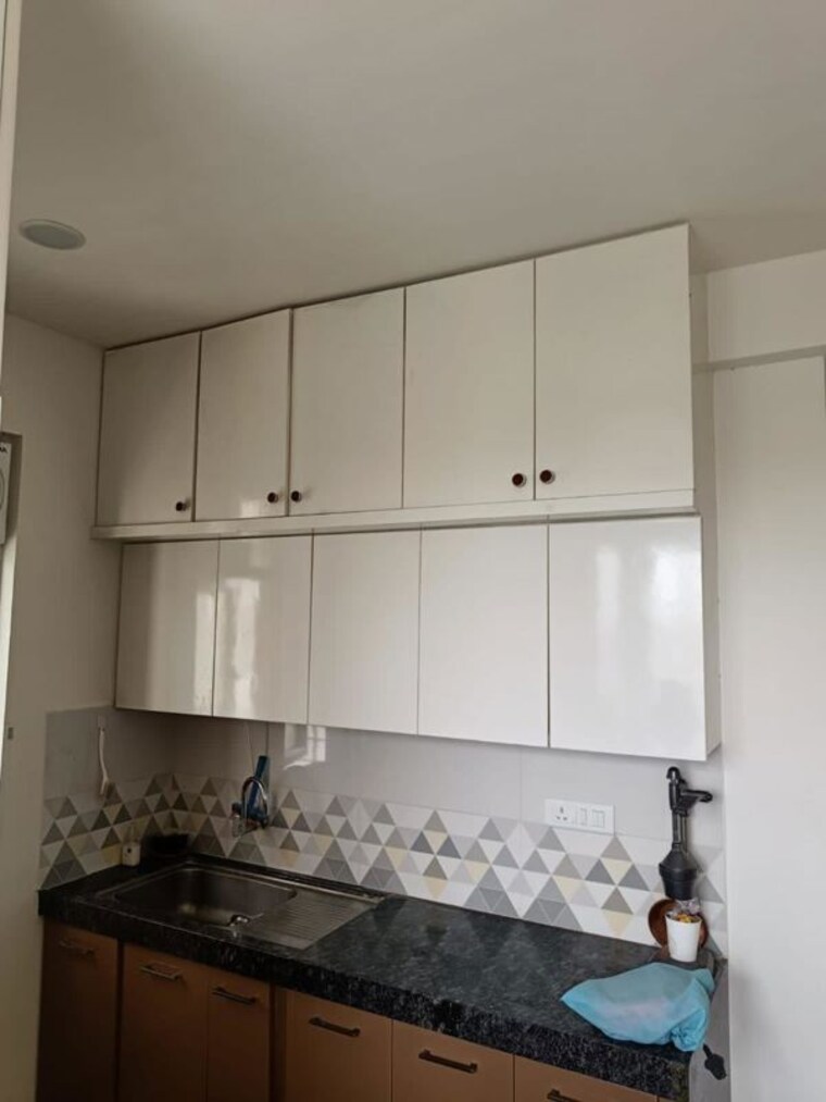 Bathroom, kalpataru-residency 3 Bedroom 1785 Sq.Ft. Apartment In Sanath Nagar Hyderabad 9811486