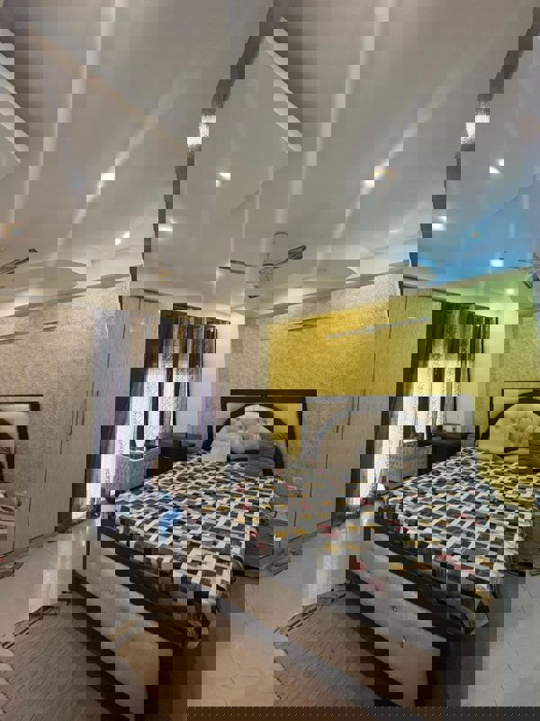 2.5 BHK + Pooja Room,Servant Room,Study Room,Extra Room Independent House For Rent in Sector 55