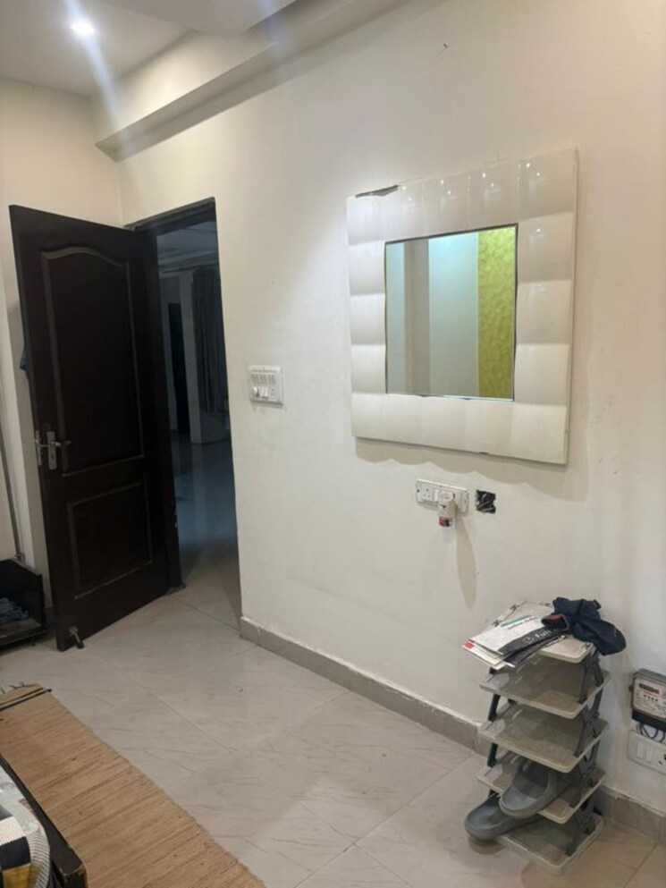 Living Room, sector 55 2.5 Bedroom 1610 Sq.Ft. Independent House In Sector 55 Noida 9811502