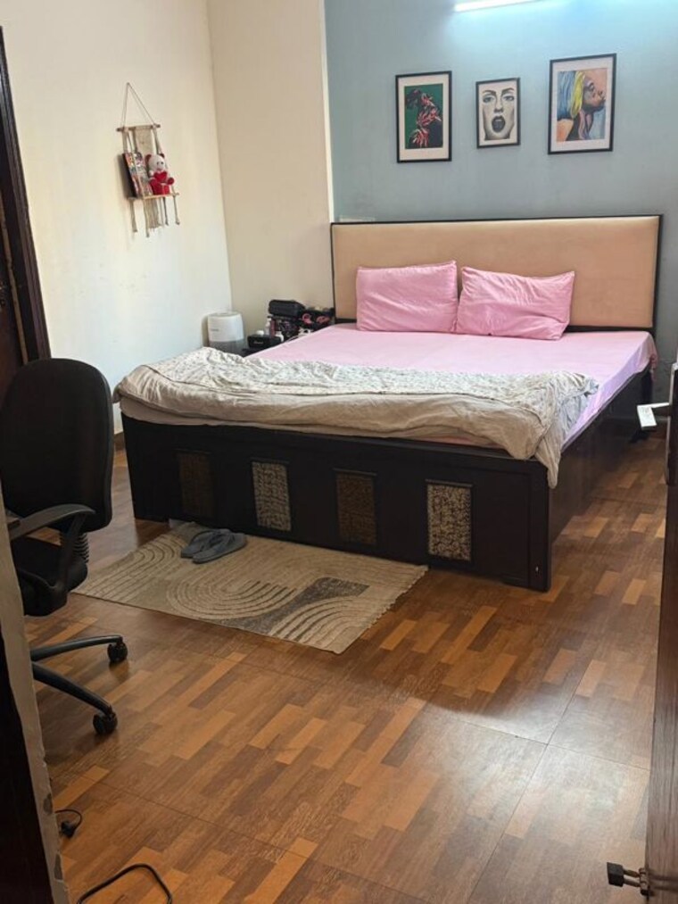 Bedroom, aims-golf-city 2 Bedroom 950 Sq.Ft. Apartment In Sector 75 Noida 9811540