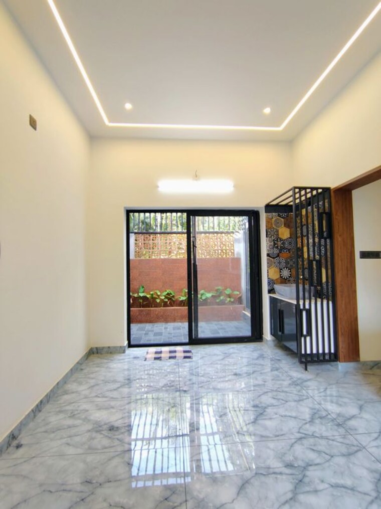 Room, pottore 3 Bedroom 1600 Sq.Ft. Independent House In Pottore Thrissur 9811526