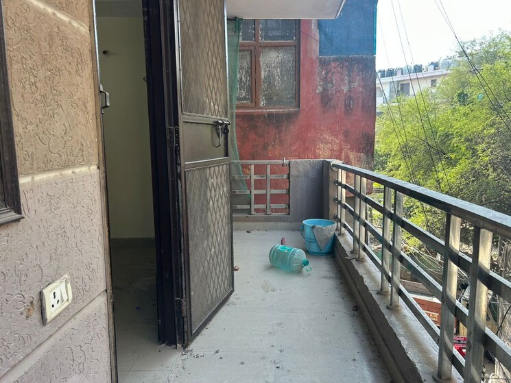 Balcony, saket 2 Bedroom 800 Sq.Ft. Builder Floor In Saket Delhi 9811547