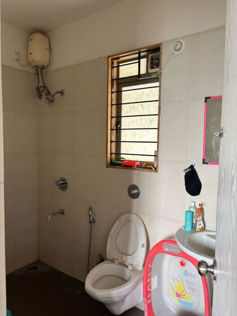 Bathroom, lodha-casa-bella-gold 2 Bedroom 918 Sq.Ft. Apartment In Dombivli East Thane 9811577