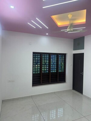 Room in 5 BHK Independent House at Cheroor – for Sale
