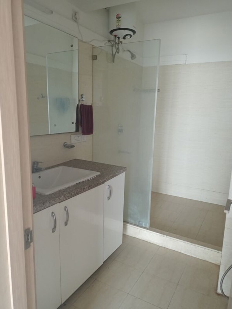 Bathroom, dlf-new-town-heights-i 3 Bedroom 1845 Sq.Ft. Apartment In Sector 90 Gurgaon 9811581