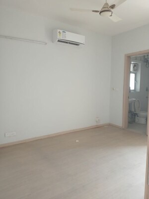 Room in 3 BHK Apartment at DLF New Town Heights I, Sector 90 – for Rent