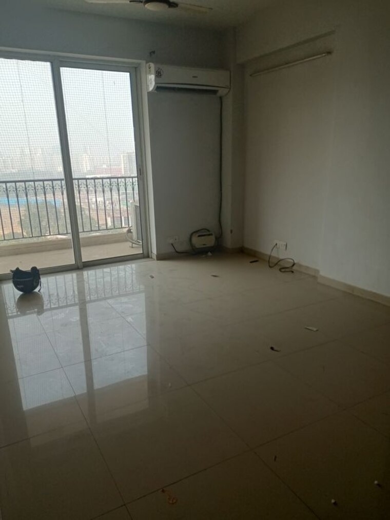 Room, dlf-new-town-heights-i 3 Bedroom 1845 Sq.Ft. Apartment In Sector 90 Gurgaon 9811581