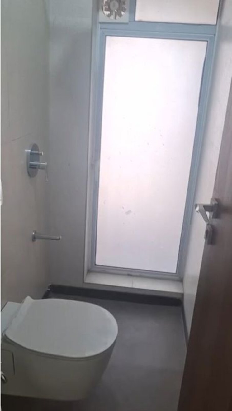 Bathroom, tridhaatu-prarambh 2 Bedroom 910 Sq.Ft. Apartment In Chembur Mumbai 9811568