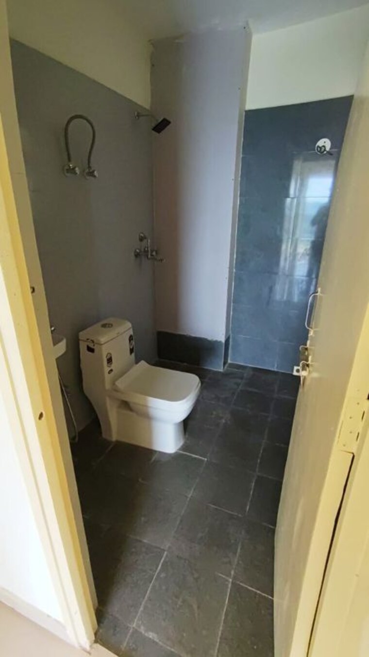 Bathroom, gls-arawali-homes 3 Bedroom 645 Sq.Ft. Apartment In Sohna Sector 4 Gurgaon 9811600