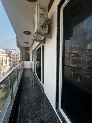 Building Lobby in 2 BHK Builder Floor at Sector 43 – for Rent