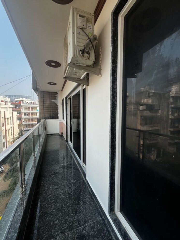 undefined, sector 43 2 Bedroom 1745 Sq.Ft. Builder Floor In Sector 43 Gurgaon 9811612