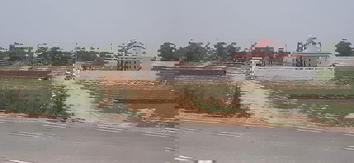 Plot For Sale in Jewar