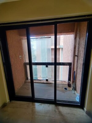 Bedroom in 4 BHK Apartment at Shankar Vilas CHS, Chembur – for Sale