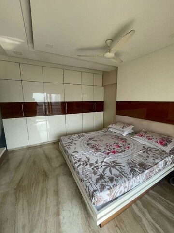 Bedroom in 5 BHK Apartment at Sabari Ashville, Chembur – for Sale