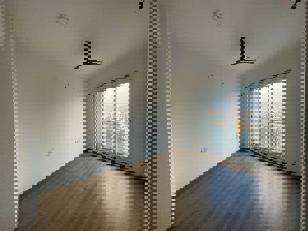 2 BHK + Extra Room 760 Sq.Ft. Apartment in Sheth Avalon