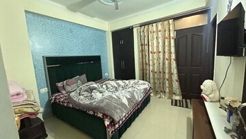2 BHK Apartment For Rent in Gaurs Cascades, Raj Nagar Extension