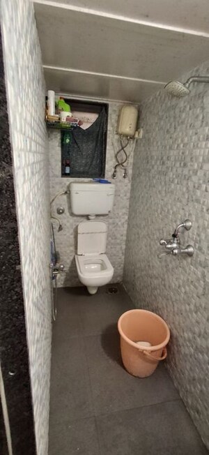 Master Bedroom in 1 BHK Apartment at Takshila CHS, Andheri East – for Rent