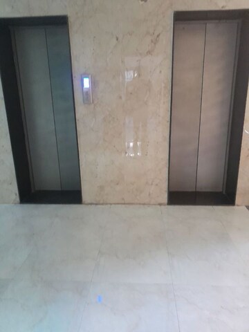 Lift in 2 BHK Apartment at Ratu Road – for Sale
