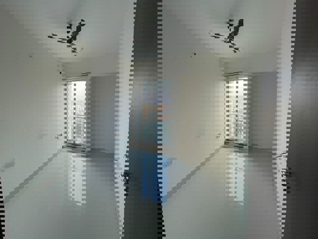 2 BHK + Extra Room 760 Sq.Ft. Apartment in Sheth Avalon