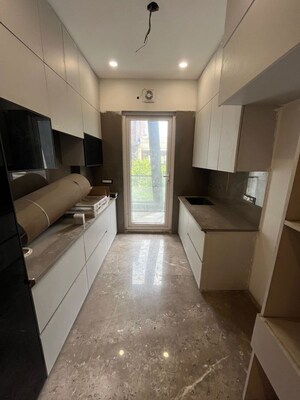 Building Lobby in 3 BHK Apartment at Apex Anuradha Apartments, Paschim Vihar – for Rent