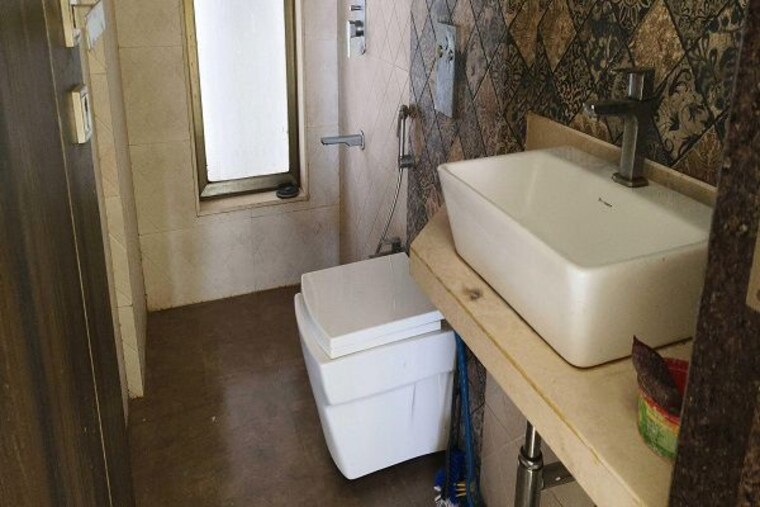 Bathroom, sanyam-ashok-odyssey-a-wing 2 Bedroom 750 Sq.Ft. Apartment In Ghatkopar West Mumbai 9811704