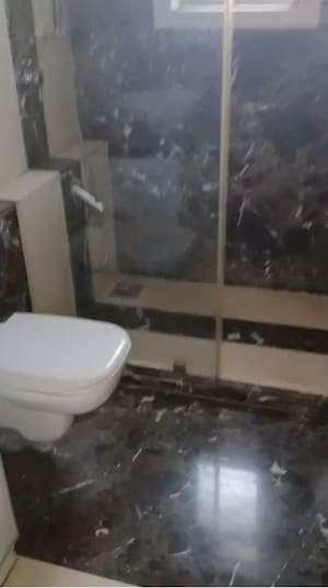 Bathroom in 4 BHK Apartment at Supreme Signature Chembur, Chembur – for Sale