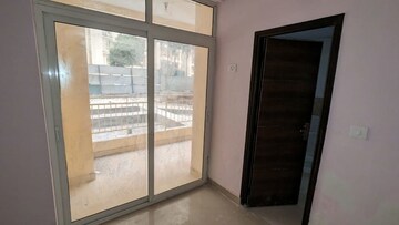 Room in 2 BHK Apartment at Gaur 14th Avenue High Street, Sector 16c Greater Noida – for Sale