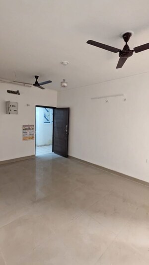 Room in 2 BHK Apartment at Gaur 14th Avenue High Street, Sector 16c Greater Noida – for Sale