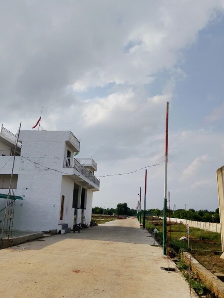 Exterior View, tilapta  100 Sq.Yd. Plot In Tilapta Greater Noida 9811485