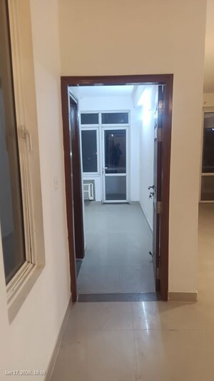 Building Lobby in 3 BHK Builder Floor at Unitech Nirvana Country Cedar Crest, Sector 50 – for Sale